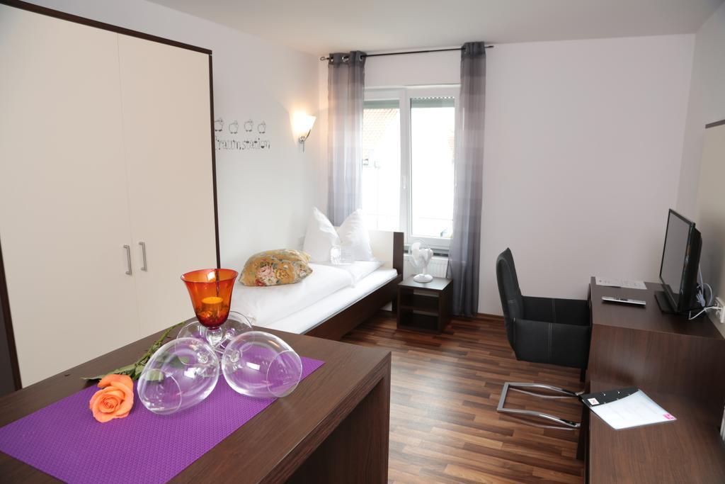 Gangkofen Hotel Am Marktplatz חדר תמונה