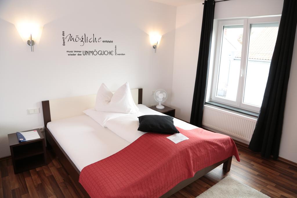 Gangkofen Hotel Am Marktplatz חדר תמונה